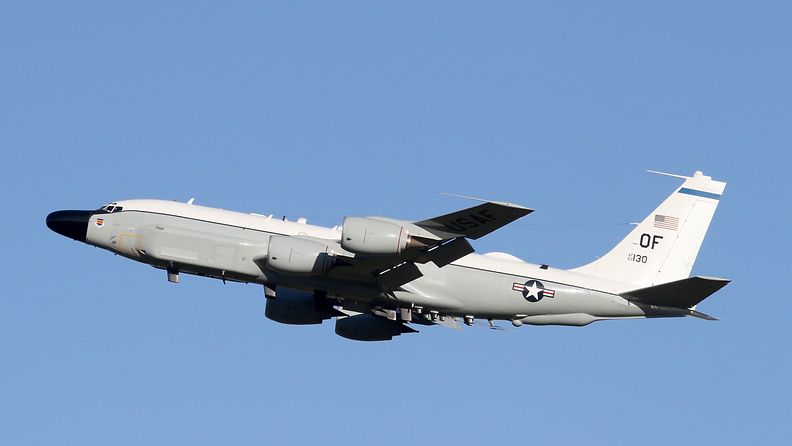 RC-135 Rivet Joint -tiedustelukone Yhdysvalloissa. Kuva on julkaistu vuonna 2013.