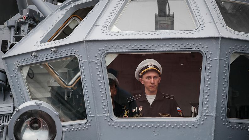 Venäläinen sotalaiva AOP