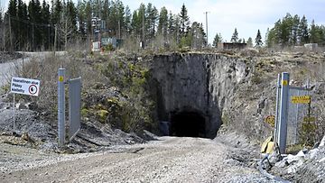 LK 5.5.2023 Kultakaivoksesta nostettua jätettä Oriveden kaivoksella Orivedellä 5. toukokuuta 2023. Sisä-Suomen poliisilaitos tutkii kaivostoimintaan liittyvää epäiltyä törkeää ympäristön turmelemista Oriveden kaivoksella. (1)