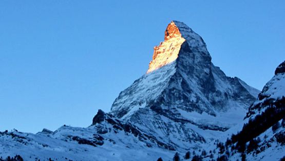 Alpit ja Matterhorn.