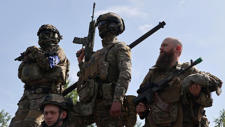 Ukrainan puolella taistelevia Venäjän vapaaehtoisjoukkojen sotilaita 24. toukokuuta.
