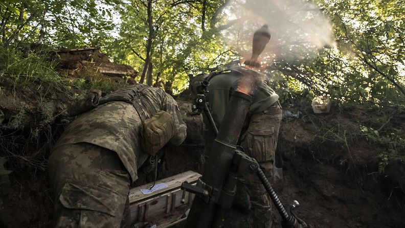 Ukrainan kranaatinheitin Donetskin alueella 2. kesäkuuta 2023.