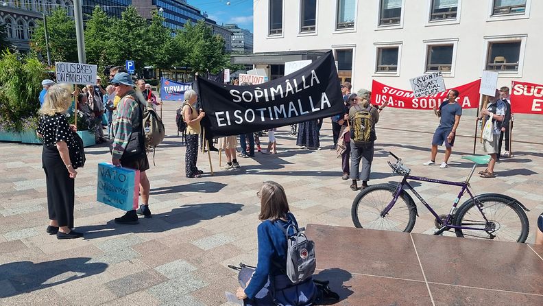 Helsingin toimintaryhmä -mielenosoitus 13.7.2023 (2)