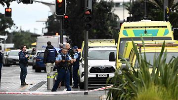 Poliiseja paikassa, jossa asemies tappoi kaksi Uudessa-Seelannissa heinäkuussa 2023.