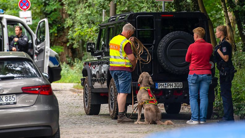 AOP Saksan poliisi leijona etsintä