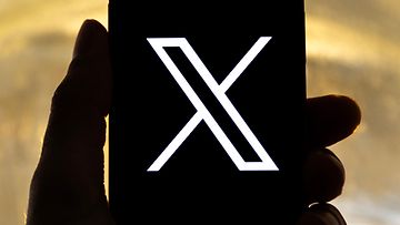 Twitter X logo musk