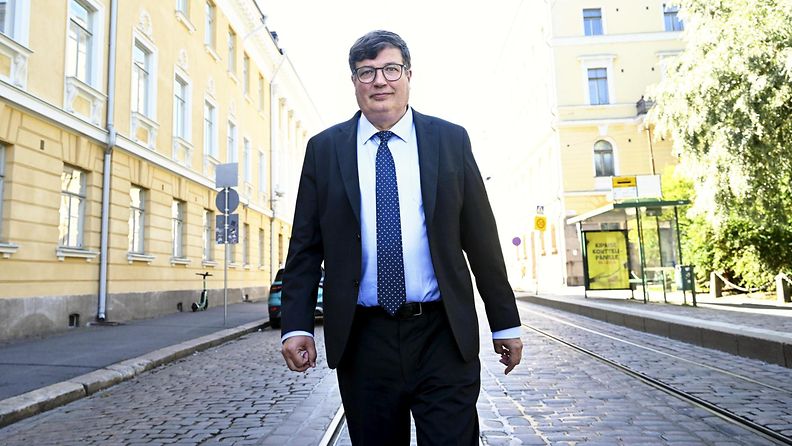 Työministeri Arto Satonen (kok.) 15. elokuuta.