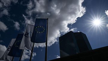LK 14.9.2023 Pilviä Euroopan keskuspankin (EKP) rakennuksen yllä 14. syyskuuta 2023.