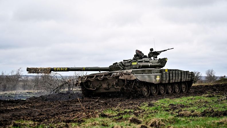 Ukrainan T-72-taistelupanssarivaunu AOP