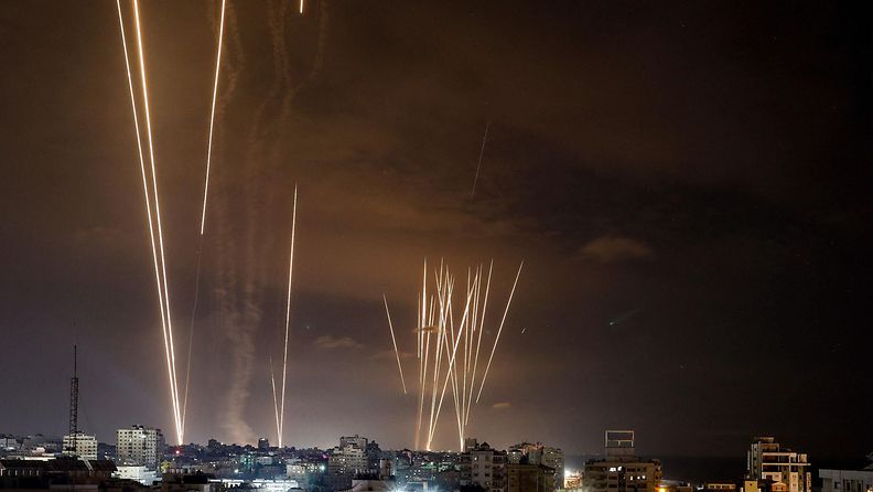 LK Gaza Israel pommitukset