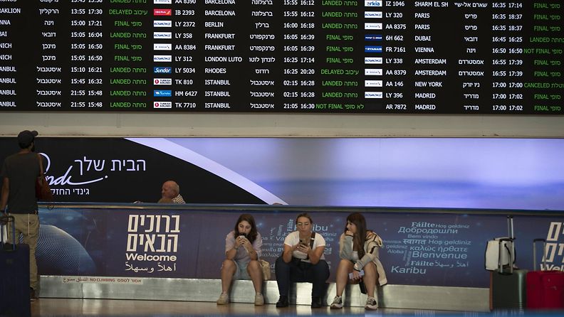 Ben Gurionin kansainvälinen lentokentällä lähellä Tel Avivia 8. lokakuuta.
