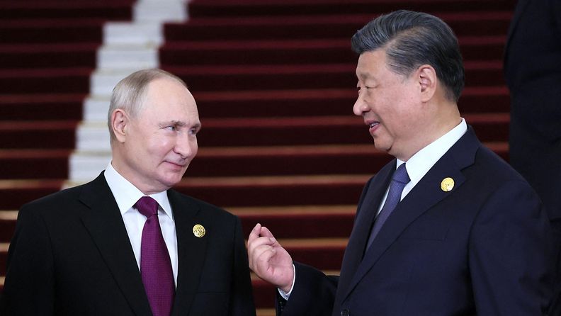 Venäjän Vladimir Putin ja Kiinan Xi Jinping Pekingissä 17. lokakuuta.