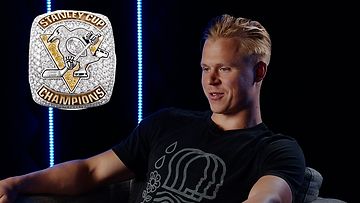 Olli Määttä NHL-tähdet feat. Siim -ohjelmassa. 