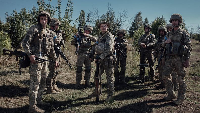 Ukrainan sotilaita taisteluharjoituksissa syyskuussa 2023. Kuvituskuva.