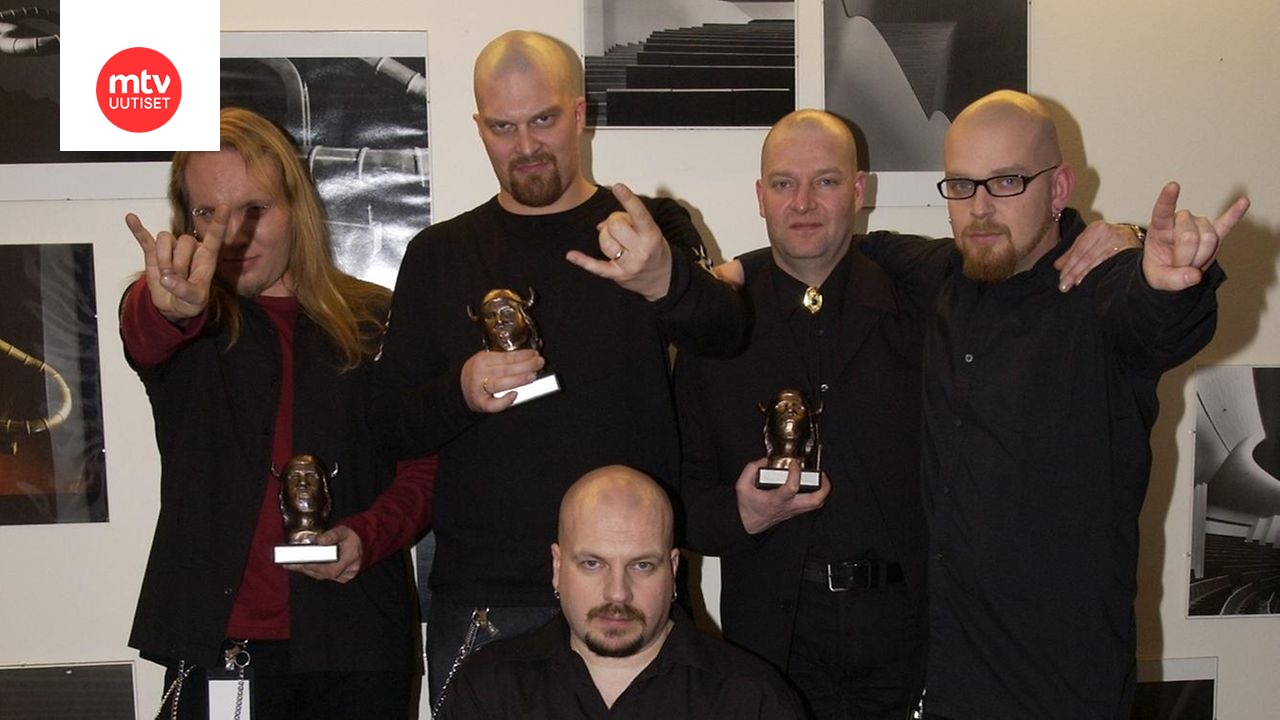 Timo Rautiainen ja Trio Niskalaukaus päätti yhteistyön rumpalinsa