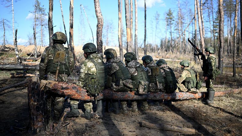 Venäläisiä sotilaita taisteluharjoituksissa.