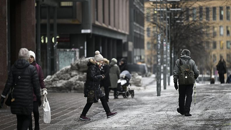 LK ihmisiä Helsingissä