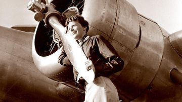 LK Amelia Earhart 2
