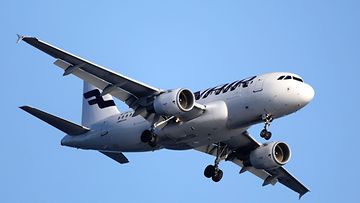 AOP Finnairin lentokone