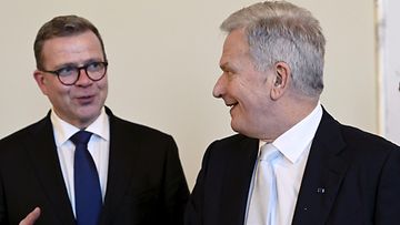 LK 9.2.2024 Pääministeri Petteri Orpo ja presidentti Sauli Niinistö puhemiehen vastaanotolla valtiopäivien avajaisissa eduskunnassa Helsingissä 7. helmikuuta 2024.