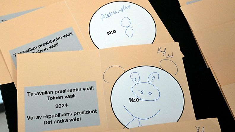 LK 137092417 hylättyjä äänestyslippuja presidentinvaalit toinen kierros