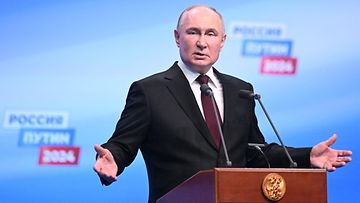 Vladimir Putin piti puheen odotetun presidentinvaalivoiton jälkeen 18. maaliskuuta 2024.