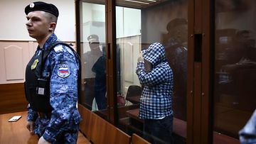 Moskovan terroristi-iskusta epäilty Aminchon Islomov oikeudessa 25. maaliskuuta 2024. Iskusta epäillään myös useita muita ääri-islamisteja. 