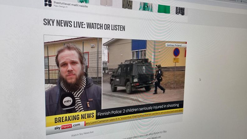 Brittikanava Skynews haastatteli uutistaan varten muun muassa MTV Uutisten toimittajaa Ville Eklundia.