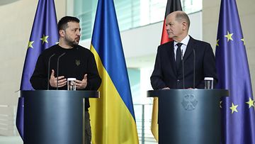 AOP Ukrainan presidentti Volodymyr Zelenskyi ja Saksan liittokansleri Olaf Scholz.