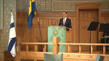 Presidentti Stubb Göteborgin yliopistolla huhtikuussa 2024.