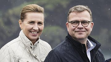 Tanskan ja Suomen pääministerit Mette Frederiksen ja Petteri Orpo kesäkuussa 2023.