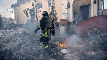 Ukrainan Harkovassa ilmaiskussa tuhotunut talo.