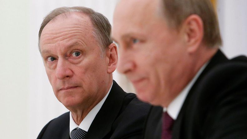 Presidentti Putin ja hänen uusi neuvonantajansa Nikolai Patrushev, joka toimi ennen turvallisuusneuvoston sihteerinä.
