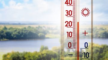 Lämpö hellii Suomea – ensi viikolla tilanne muuttuu