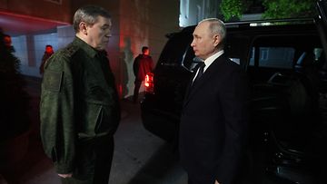 Venäjän armeijan pääesikunnan päällikkö Valeri Gerasimov ja presidentti Vladimir Putin viime lokakuussa.