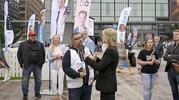 LK 8.6.2024  EU-vaalikampanjointia Narinkkatorilla Helsingissä 6. kesäkuuta 2024.