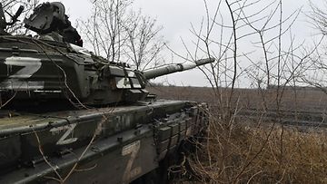 Venäjän T-72-taistelupanssarivaunu Etelä-Ukrainassa tammikuussa 2023. Kuvituskuva.