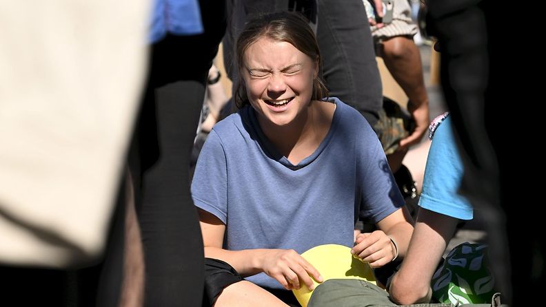LK 25.6.2024 Ruotsalainen ilmastoaktivisti Greta Thunberg osallistui ympäristöliike Elokapinan Myrskyvaroitus-mielenosoitukseen Helsingissä 25. kesäkuuta 2024.