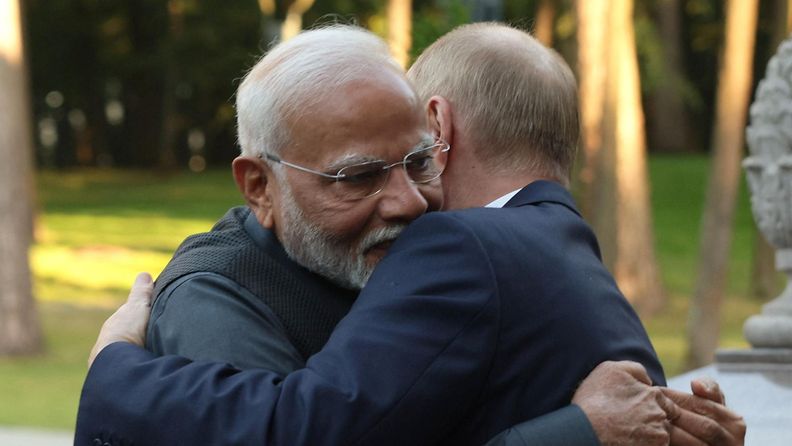 LK Narendra Modi Putin 09072024