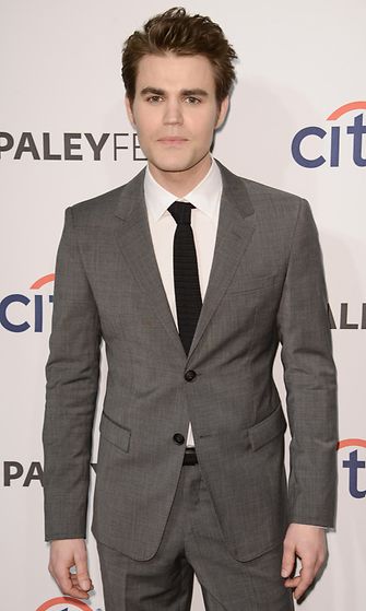 10.3667950h Paul Wesley 2014 AOP