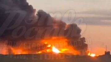 Kuvakaappaus Eto Rostov -Telegram-kanavan julkaisemasta videosta, jossa väitetään näkyvän Millerovon sotilaslentokentän tulipalo. Videon aitoutta ei ole vahvistettu.