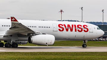 AOP 16.1.493897998 Swiss lentoyhtiö Airbus A330