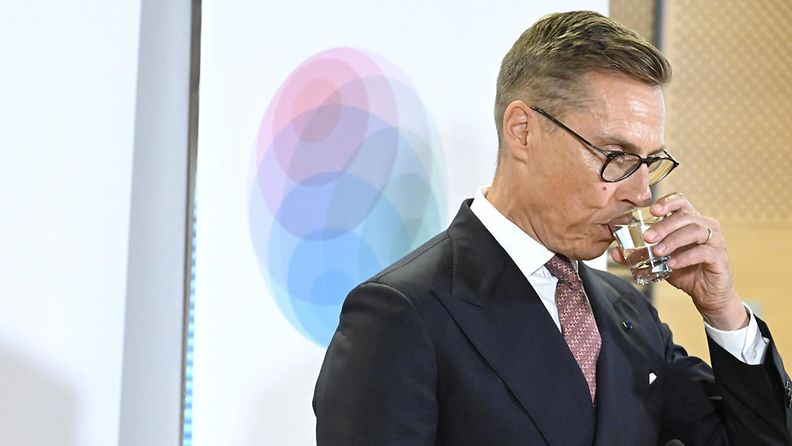 Presidentti Alexander Stubb suurlähettiläskokouksessa 27. elokuuta 2024.