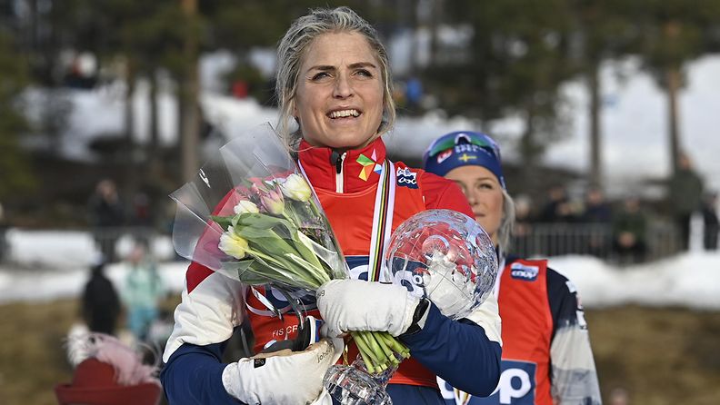 Therese Johaug hyvästeli kilpaladut keväällä 2022, mutta palaa nyt tositoimiin yhden kauden ajaksi. 