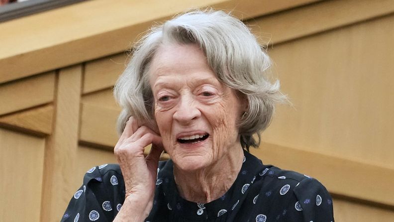 AOP Näyttelijä Maggie Smith