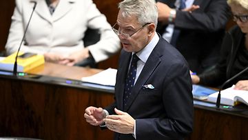 Vihreiden Pekka Haavisto eduskunnassa 27. syyskuuta.