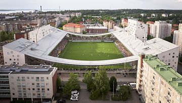 Tampereen kaupungin rakennuttama Tammelan jalkapallostadion otettiin käyttöön tänä vuonna.