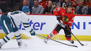 Teuvo Teräväinen pyöritteli San Jose Sharksia ylivoimalla. 