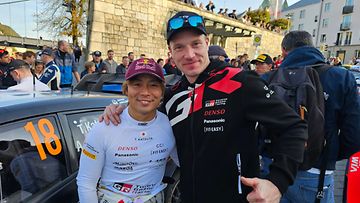 Takamoto Katsuta ja Jari-Matti Latvala Keski-Euroopan MM-rallissa. 