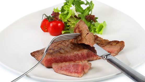 Kiinalaisen lääketieteen mukaan liiallinen lihan syönti voi aiheuttaa jopa painajaisia.